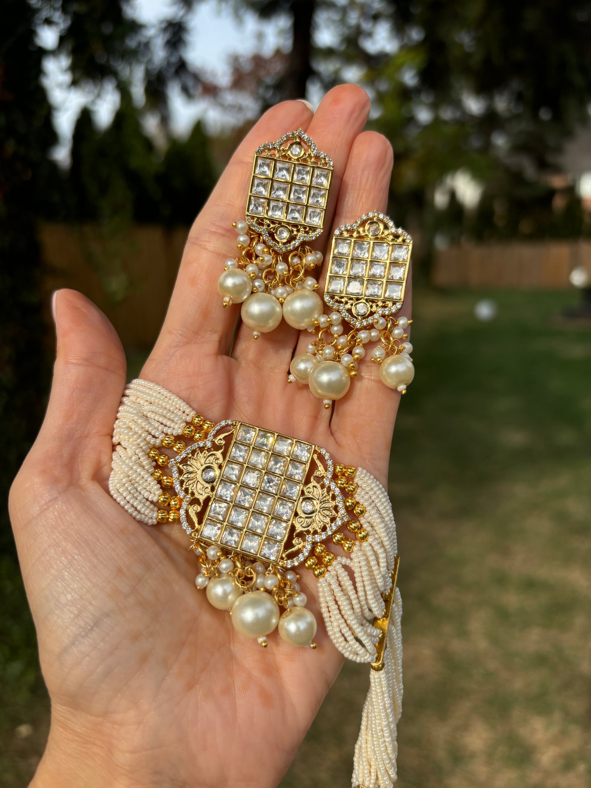 Pearl Glass Kundan Set Earrings